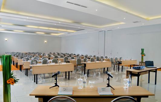 Harris Resort Kuta Beach