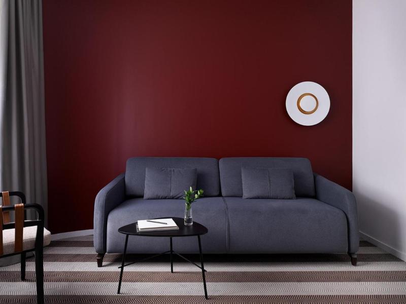 B60 Hotel