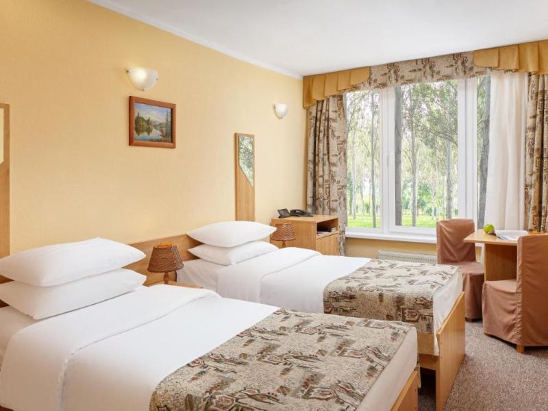 ZVENIGOROD Park-Hotel