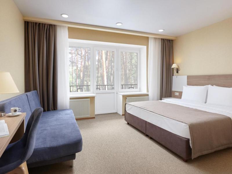 ZVENIGOROD Park-Hotel