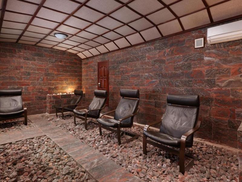 ZVENIGOROD Park-Hotel