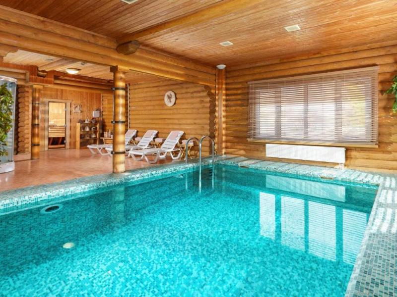 ZVENIGOROD Park-Hotel