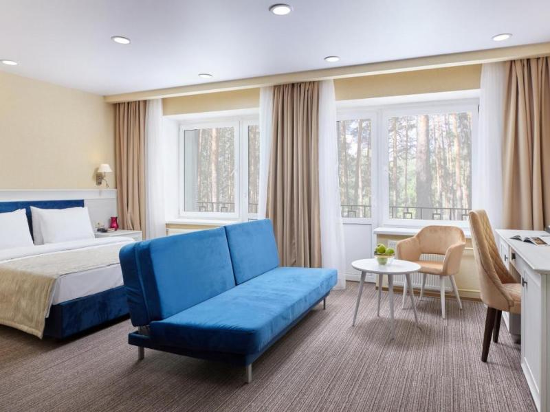 ZVENIGOROD Park-Hotel