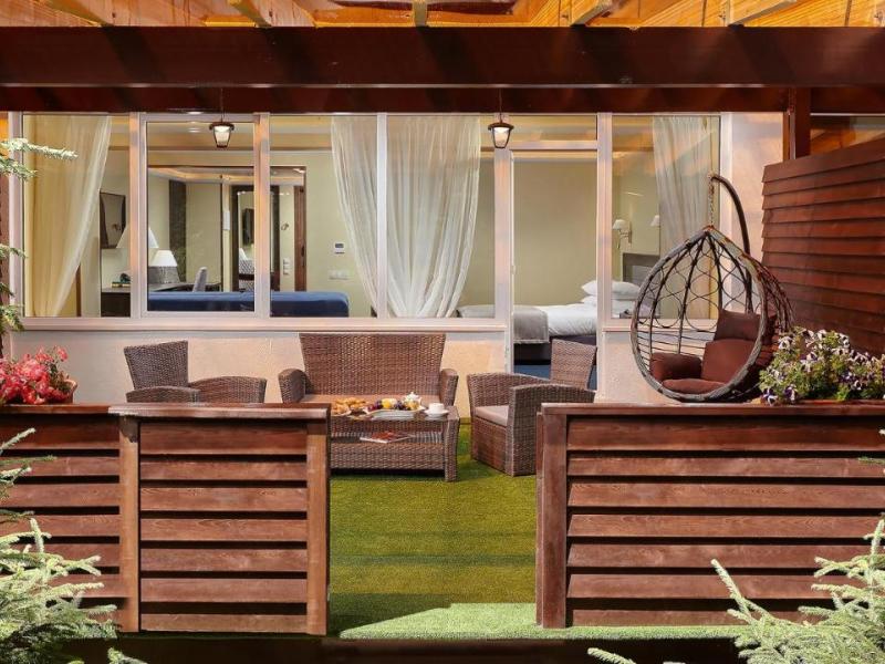 ZVENIGOROD Park-Hotel