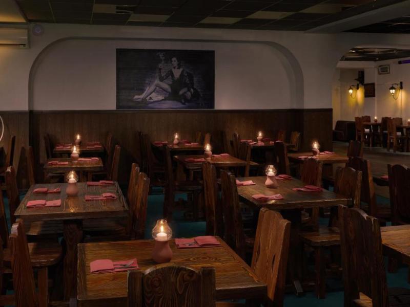 ZVENIGOROD Park-Hotel