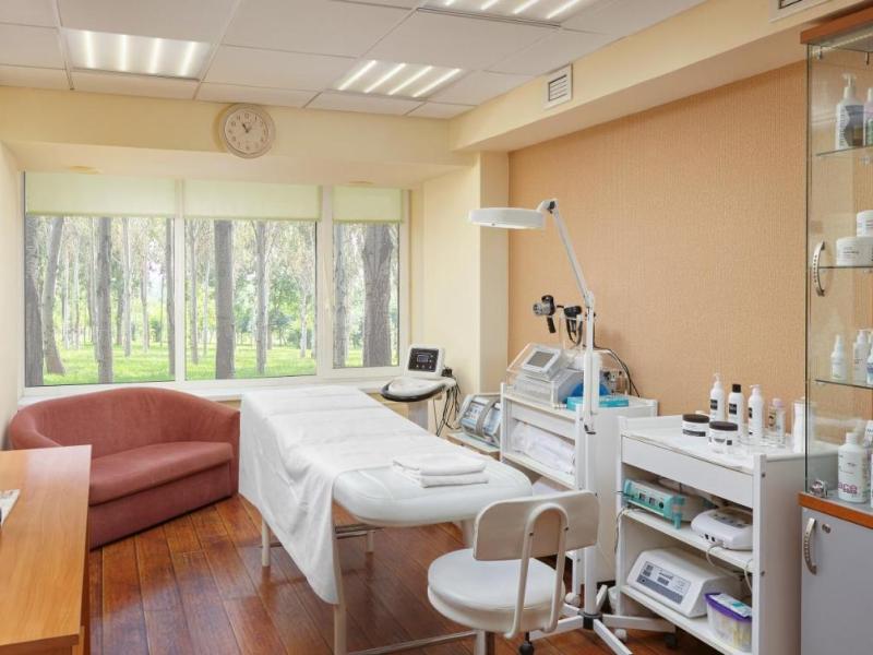 ZVENIGOROD Park-Hotel