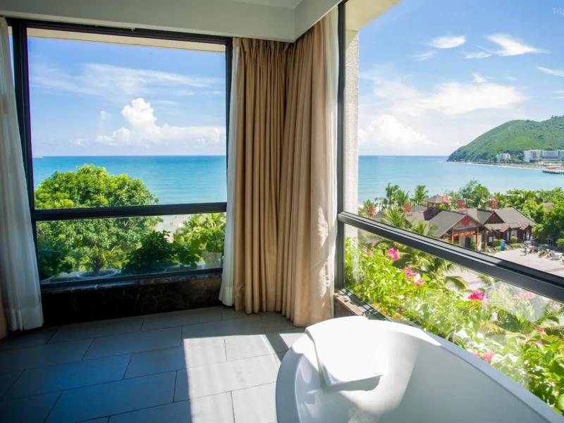 Sanya Luyi Sea View Hotel