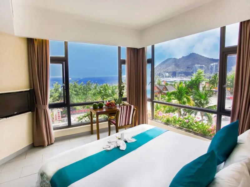 Sanya Luyi Sea View Hotel