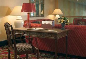 Отель Barcelo Emperatriz Испания, Мадрид, фото 2