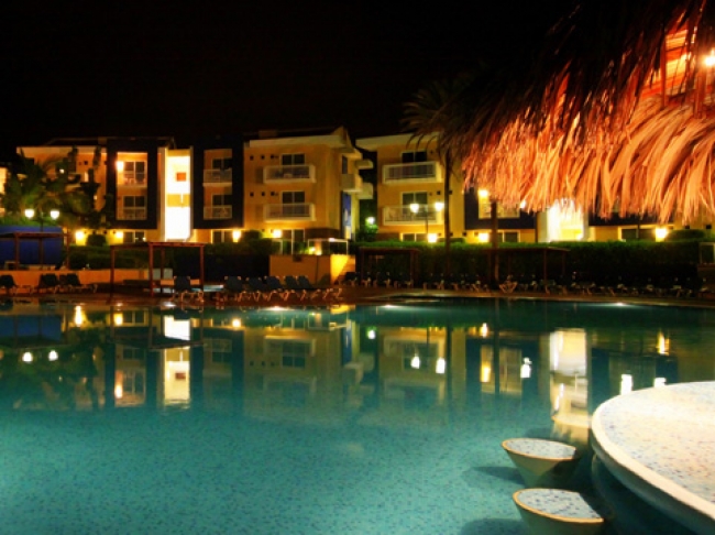 Hesperia Playa El Agua