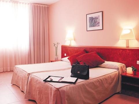 Hesperia Sant Joan Suites Aparthotel
