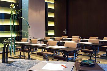 Hyatt Regency Barcelona Tower