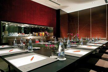 Hyatt Regency Barcelona Tower