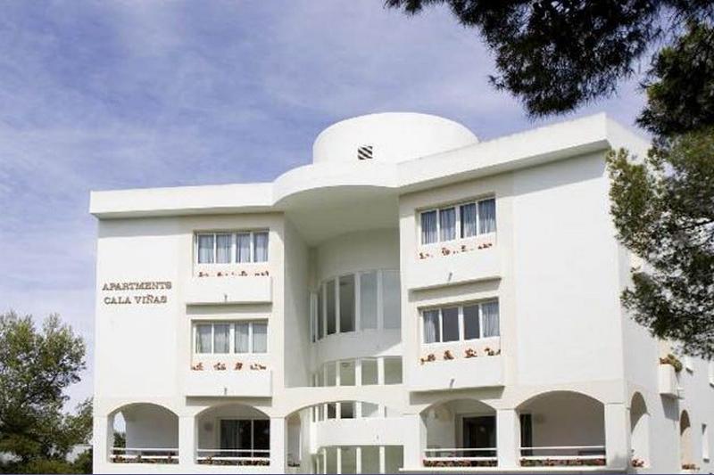 Globales Cala Vinas Apartments