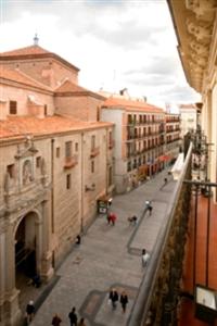 Petit Palace Preciados