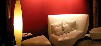 Petit Palace Posada del Peine Hotel