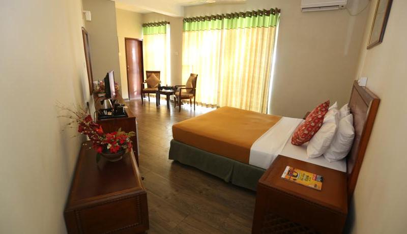 Hikkaduwa Beach Hotel