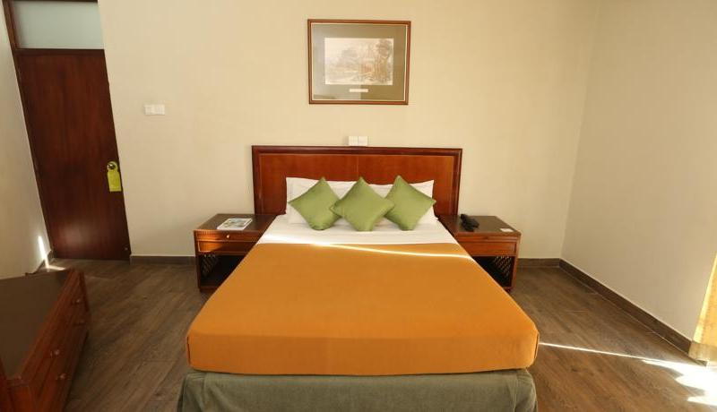 Hikkaduwa Beach Hotel