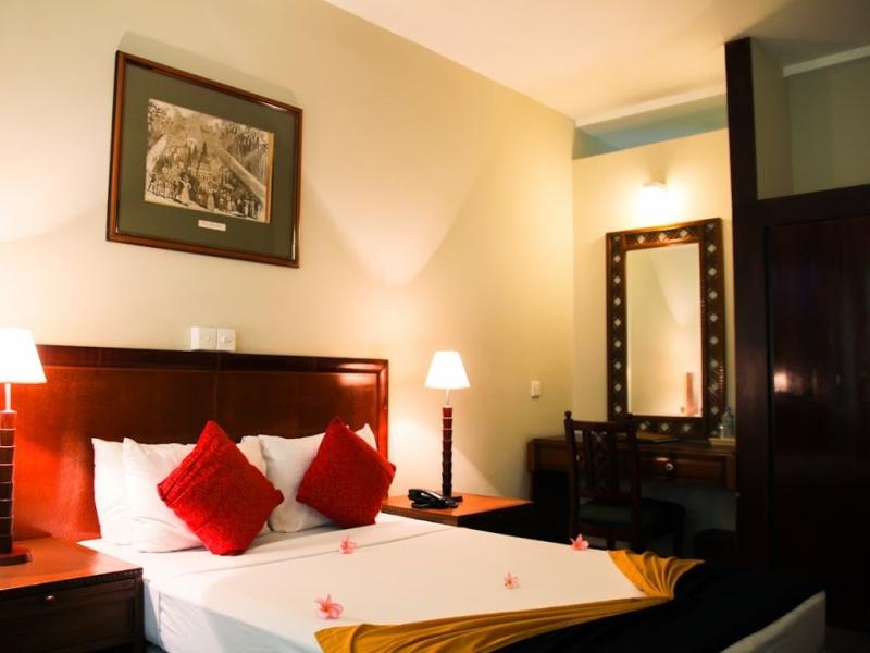 Hikkaduwa Beach Hotel