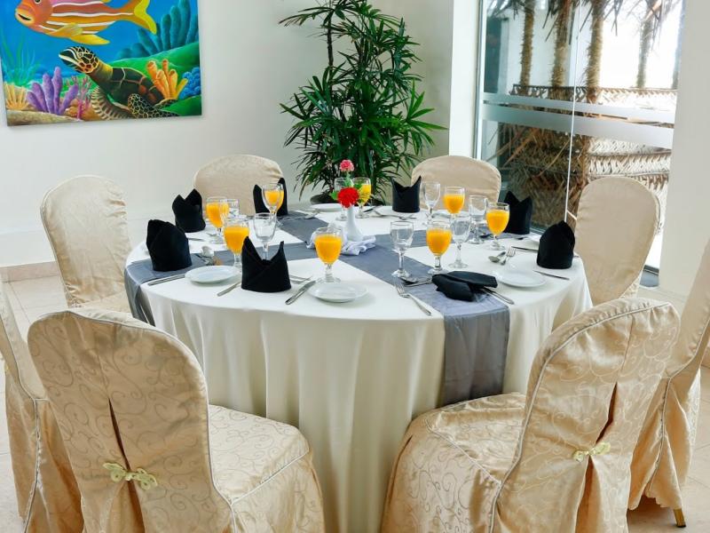 Hikkaduwa Beach Hotel