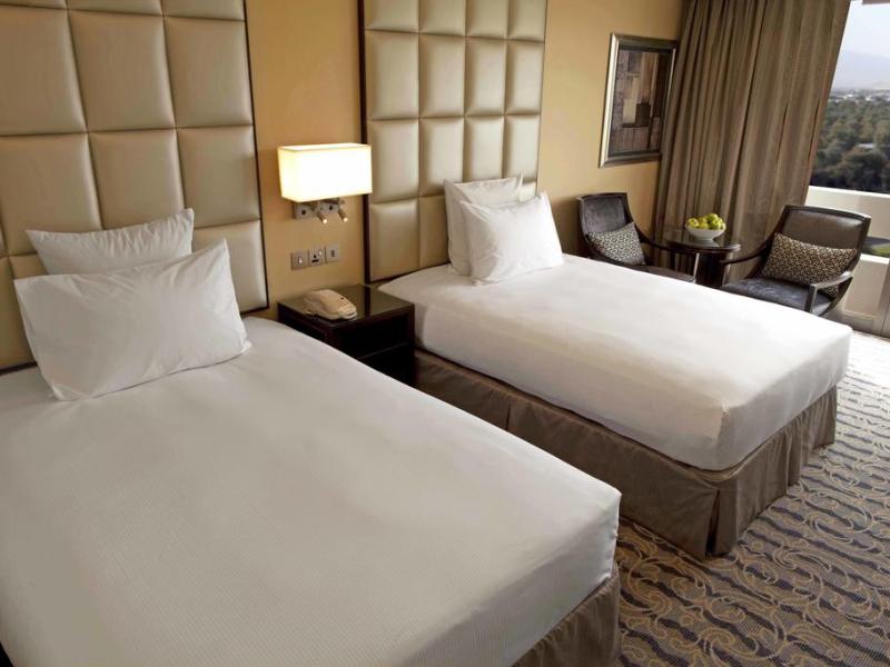 Radisson Blu Hotel & Resort Al Ain