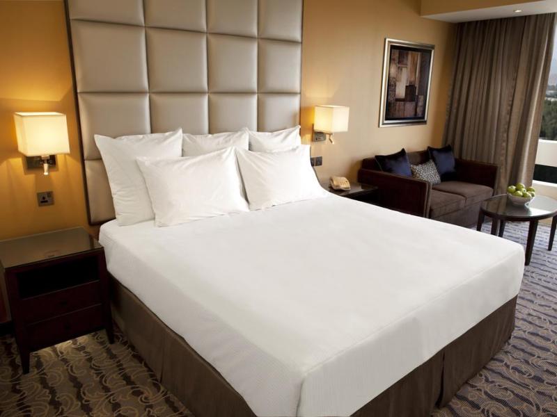 Radisson Blu Hotel & Resort Al Ain