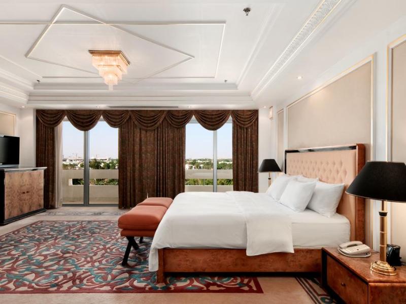 Radisson Blu Hotel & Resort Al Ain