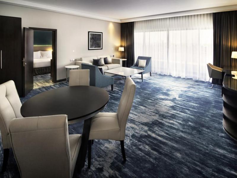 Radisson Blu Hotel & Resort Al Ain