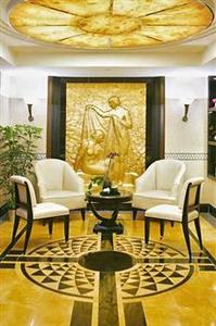 The Hotel du Collectionneur Arc de Triomphe