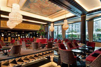 The Hotel du Collectionneur Arc de Triomphe