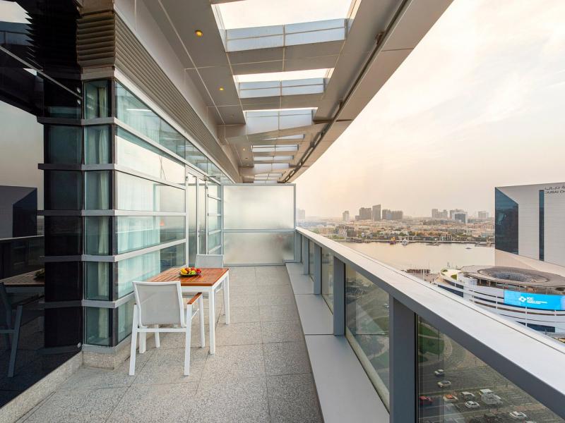 Golden Sands Hotel Creek 