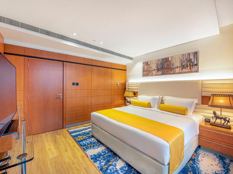 Golden Sands Hotel Creek 