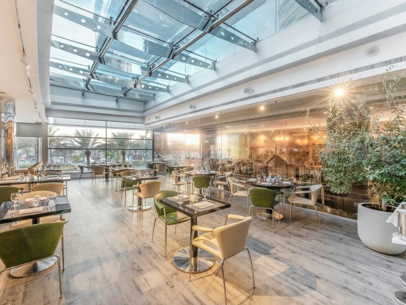 Golden Sands Hotel Creek 