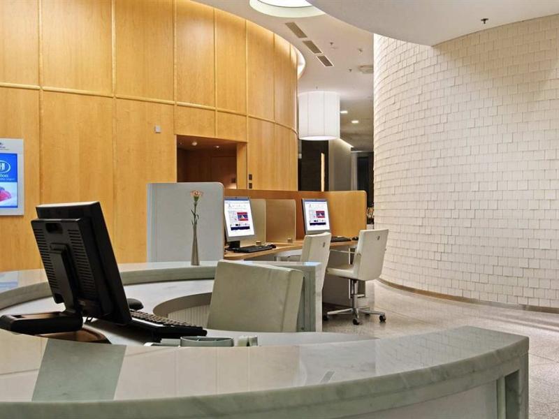 Hilton Helsinki Airport hotel