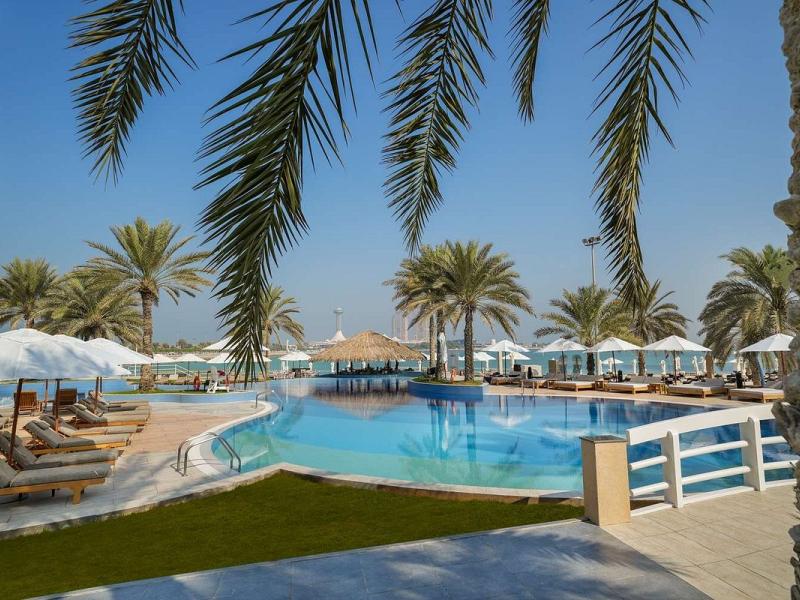 Radisson Blu Hotel & Resort Abu Dhabi Corniche