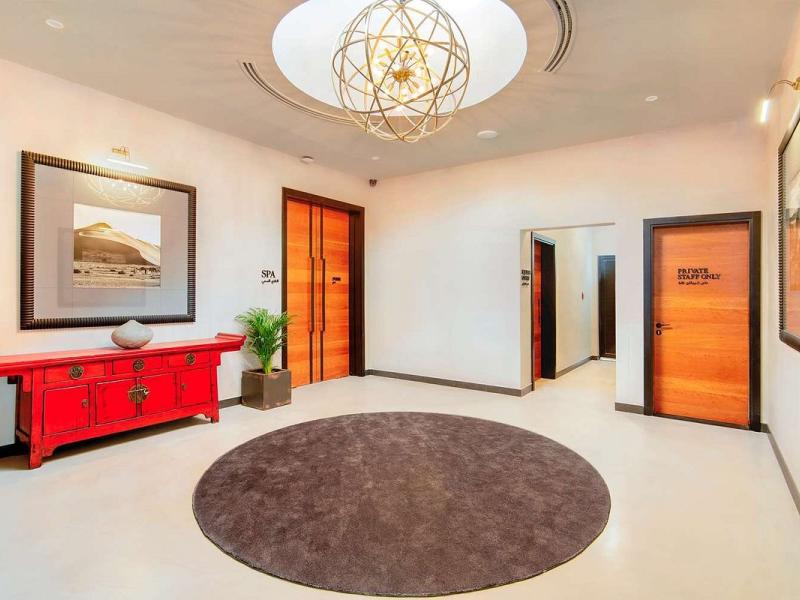 Radisson Blu Hotel & Resort Abu Dhabi Corniche