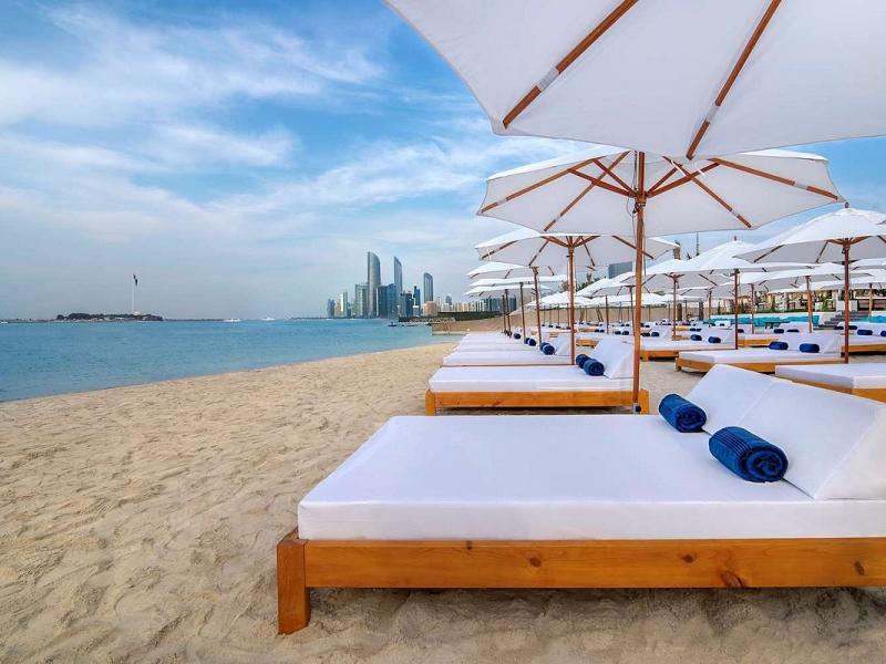Radisson Blu Hotel & Resort Abu Dhabi Corniche