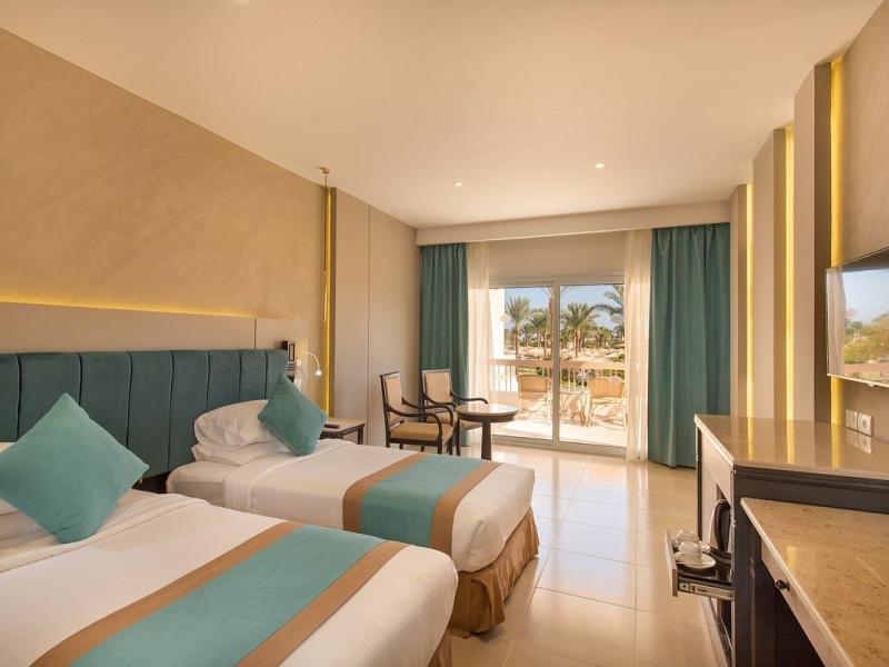 Long Beach Resort Hurghada