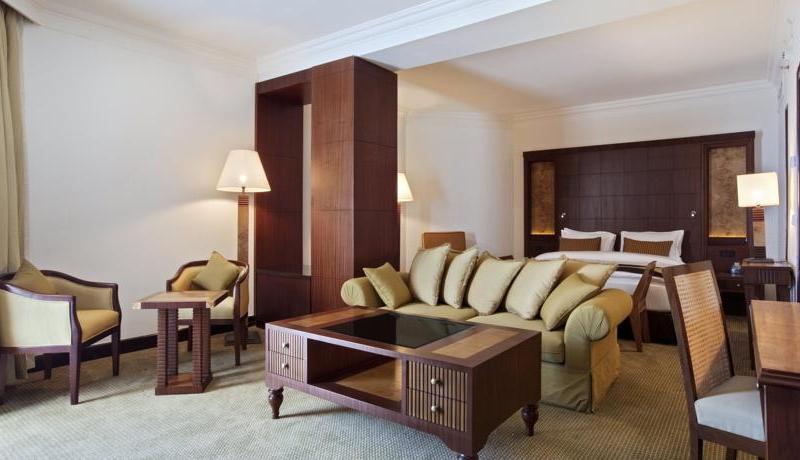 Hilton Luxor Resort & Spa