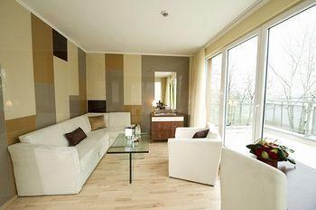 Holiday Beach Budapest Wellness & Conference