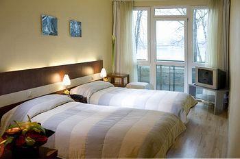 Holiday Beach Budapest Wellness & Conference