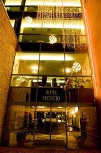 Holiday Beach Budapest Wellness & Conference