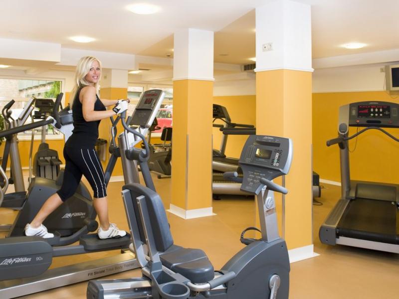 Holiday Beach Budapest Wellness & Conference