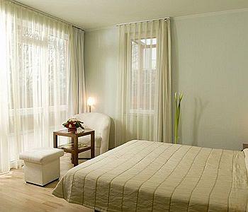 Holiday Beach Budapest Wellness & Conference