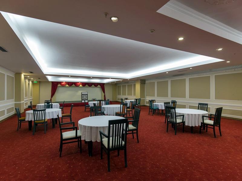 Holiday Garden Resort