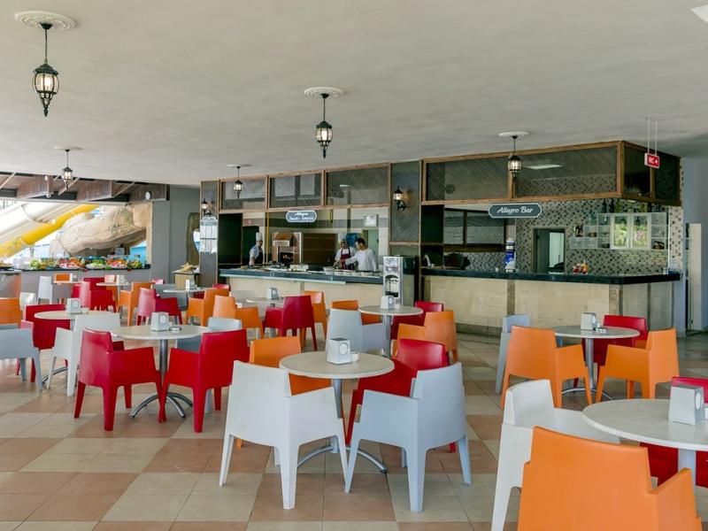 Holiday Garden Resort