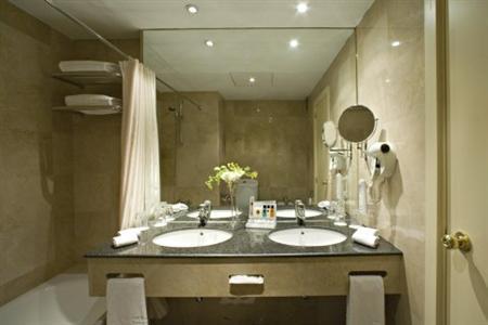 Holiday Inn Madrid Bernabeu