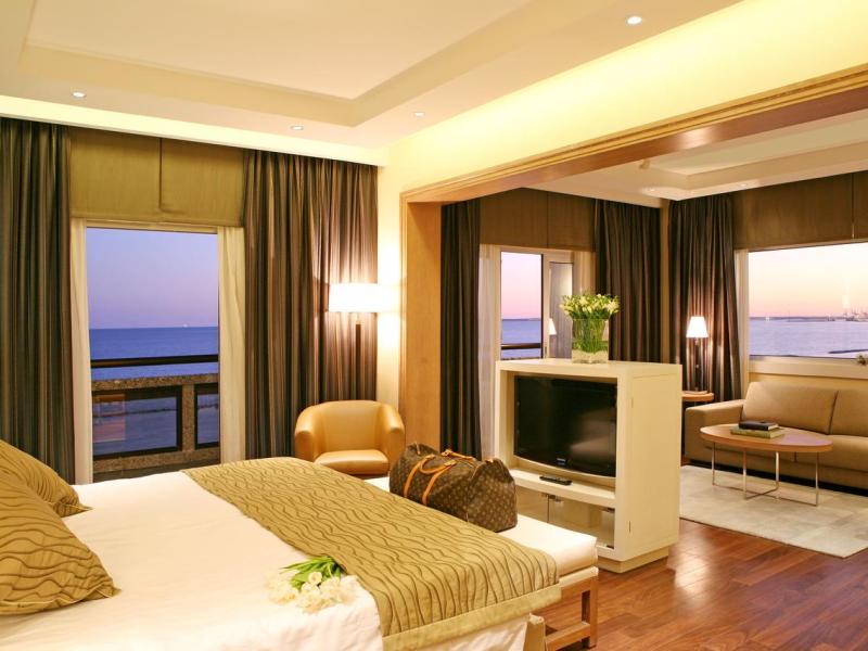 Crowne Plaza Limassol