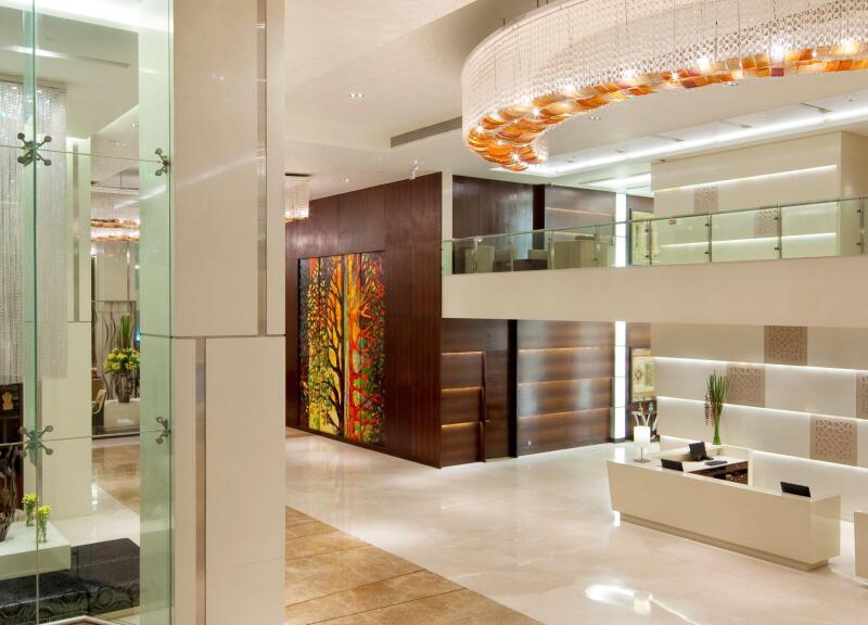 Holiday Inn Mumbai International Airport