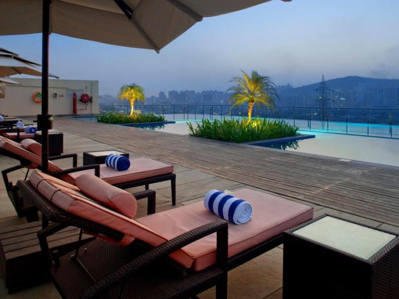 Holiday Inn Mumbai International Airport